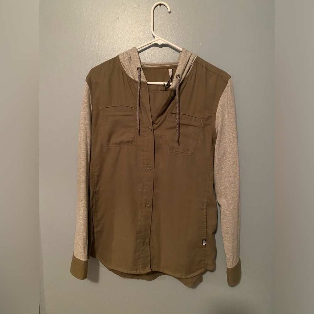 The North Face light button-down shacket